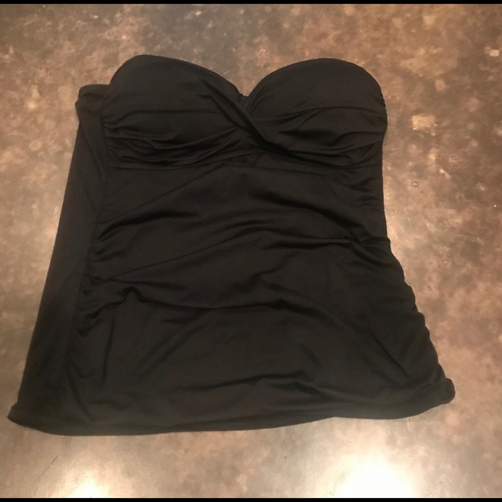 Size Large Anne Cole twist front tankini